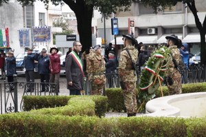 70 Brg Ariete a Pn e partenza Afgh 017.JPG